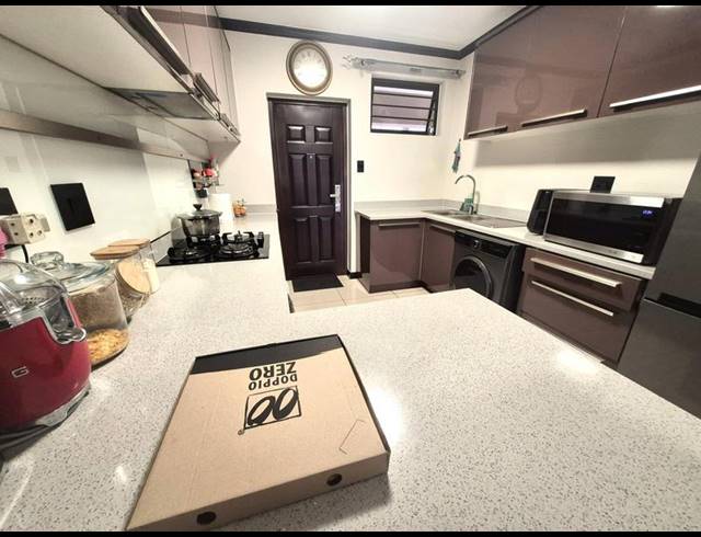 2 BEDROOM PROPERTY TO RENT IN BLUE HILLS